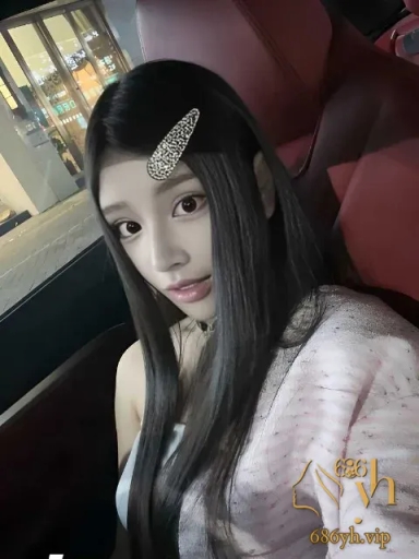 广州天河冼村 小娘子 沦为富豪玩物 各种淫装纵情约啪 玩3P赐圣水 堪称性爱盛宴 1
