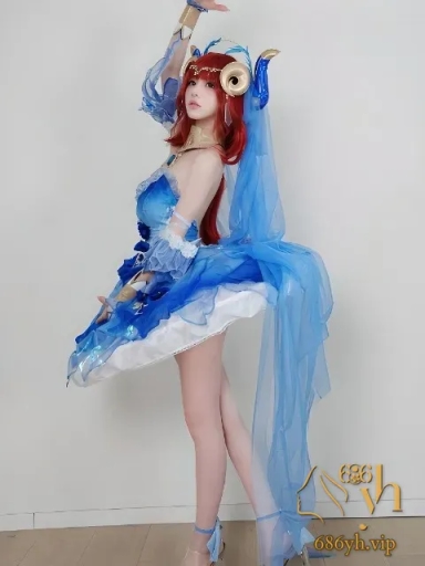 极品福利姬 饼饼大王 Cos原神妮露大尺度写真 美乳翘臀肛塞诱惑 骚的没边！ 2