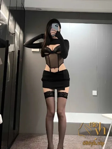 经典老片 秦先生 约战女神琪琪 电影院卫生间激情后入 下品翘臀惹眼至极！ 1