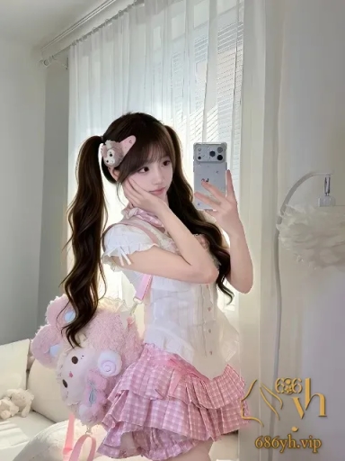 嫩妹猎手 小远ovo 第十八期 约炮双马尾萝莉 打桩狂干白虎馒头穴 娇嫩幼体色欲逼人！ 1
