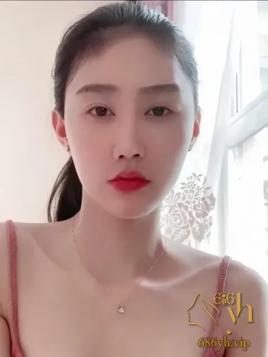 快手网红 莉莉学姐 金主定制福利 穿白衫黑丝疯狂扭腰 冷眼御姐气质直接崩塌！ 3