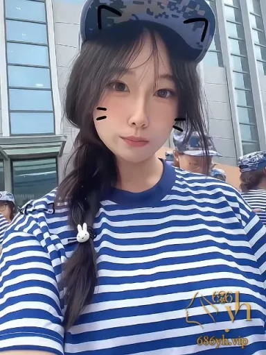 抖音拜金女大 糯米糍 给金主当网调母狗 露脸揉奶掰穴 抽打肥臀淫贱至极 3