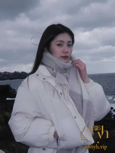 颜值网红 May 情侣私拍 舔脚掌掴奴性拉满 后入肥臀再遭鞭打 堪称顶级M女 3