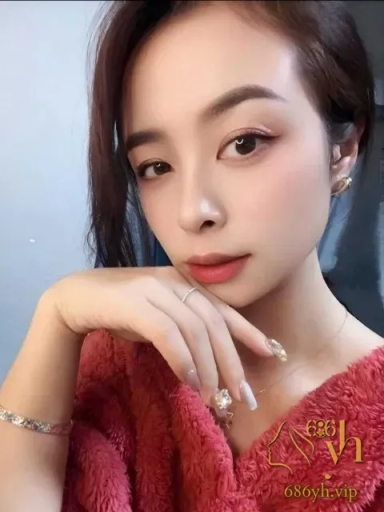 湖南郴州星河湾 房产女经理网聊约炮 表面装清高实则纯母狗 被远程调教骚度爆表！ 1