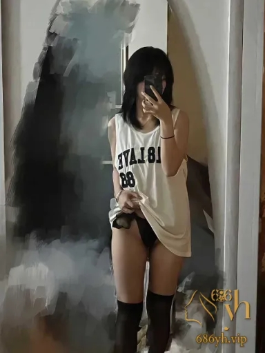 推特网黄情侣 晚安小混蛋 性爱福利 白虎女友花式舔屌 边骑乘边抠穴 可爱又淫荡 1