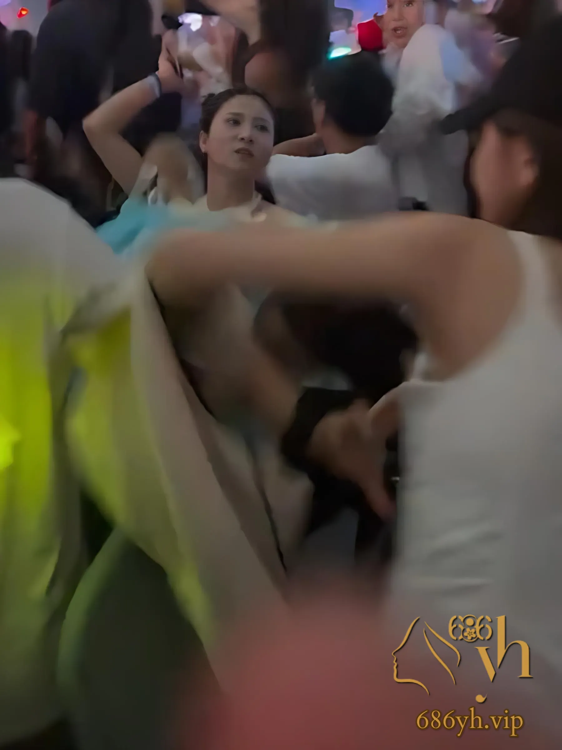 003.jpg
