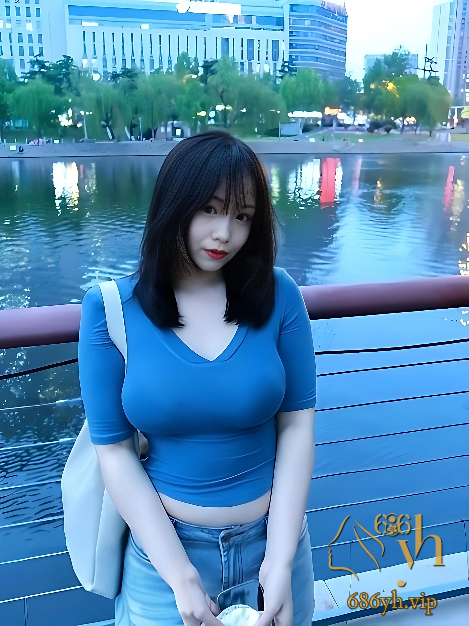 002.jpg
